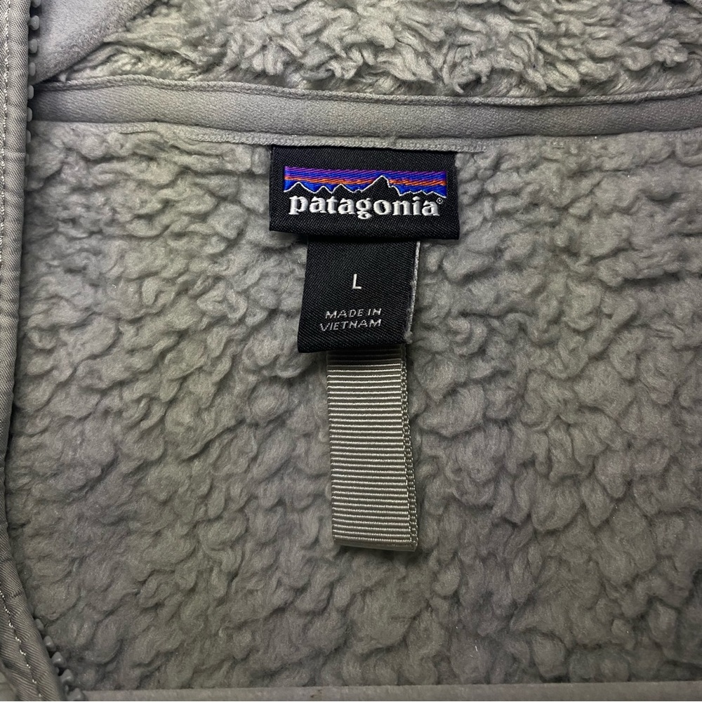 Grey fuzzy 1/4 zip Patagonia size large